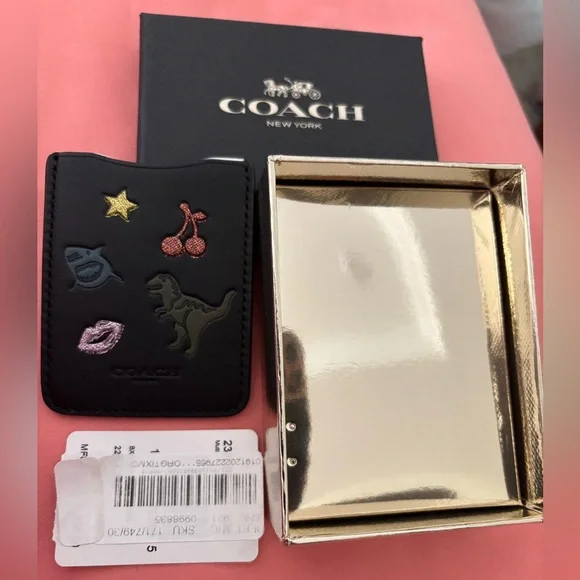 LIMITED EDITION 
Coach Black Women’s Accessory Card Case - Picture 4 of 5